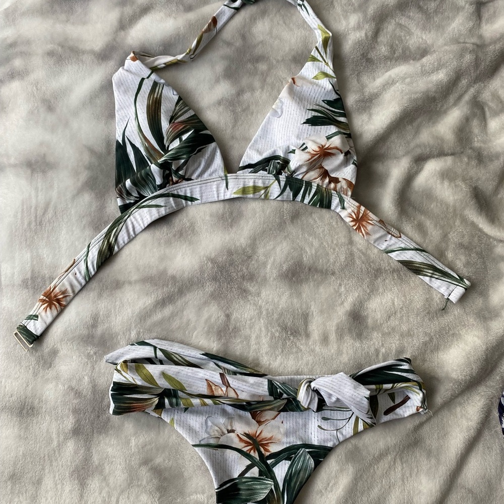 Floral bikini
